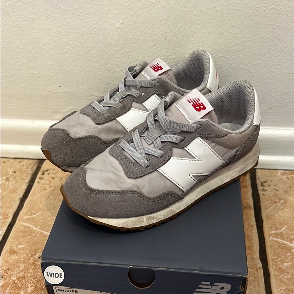 New Balance Classic Gray and White Shoes